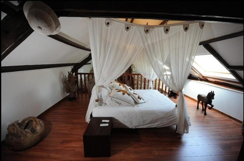 Le Domaine De Saint-Thomin Bed & Breakfast Nostang Cameră foto