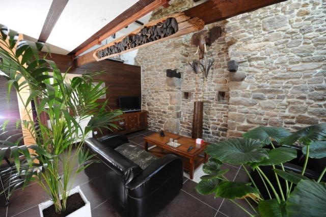 Le Domaine De Saint-Thomin Bed & Breakfast Nostang Exterior foto