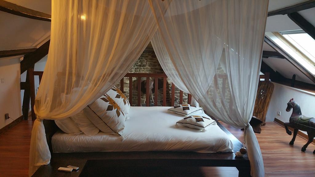 Le Domaine De Saint-Thomin Bed & Breakfast Nostang Exterior foto