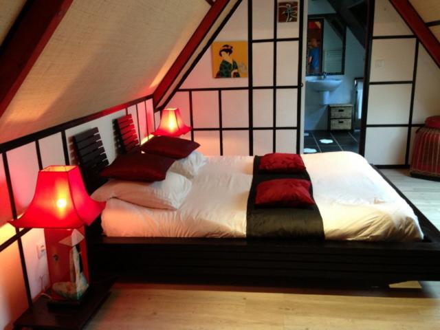 Le Domaine De Saint-Thomin Bed & Breakfast Nostang Exterior foto